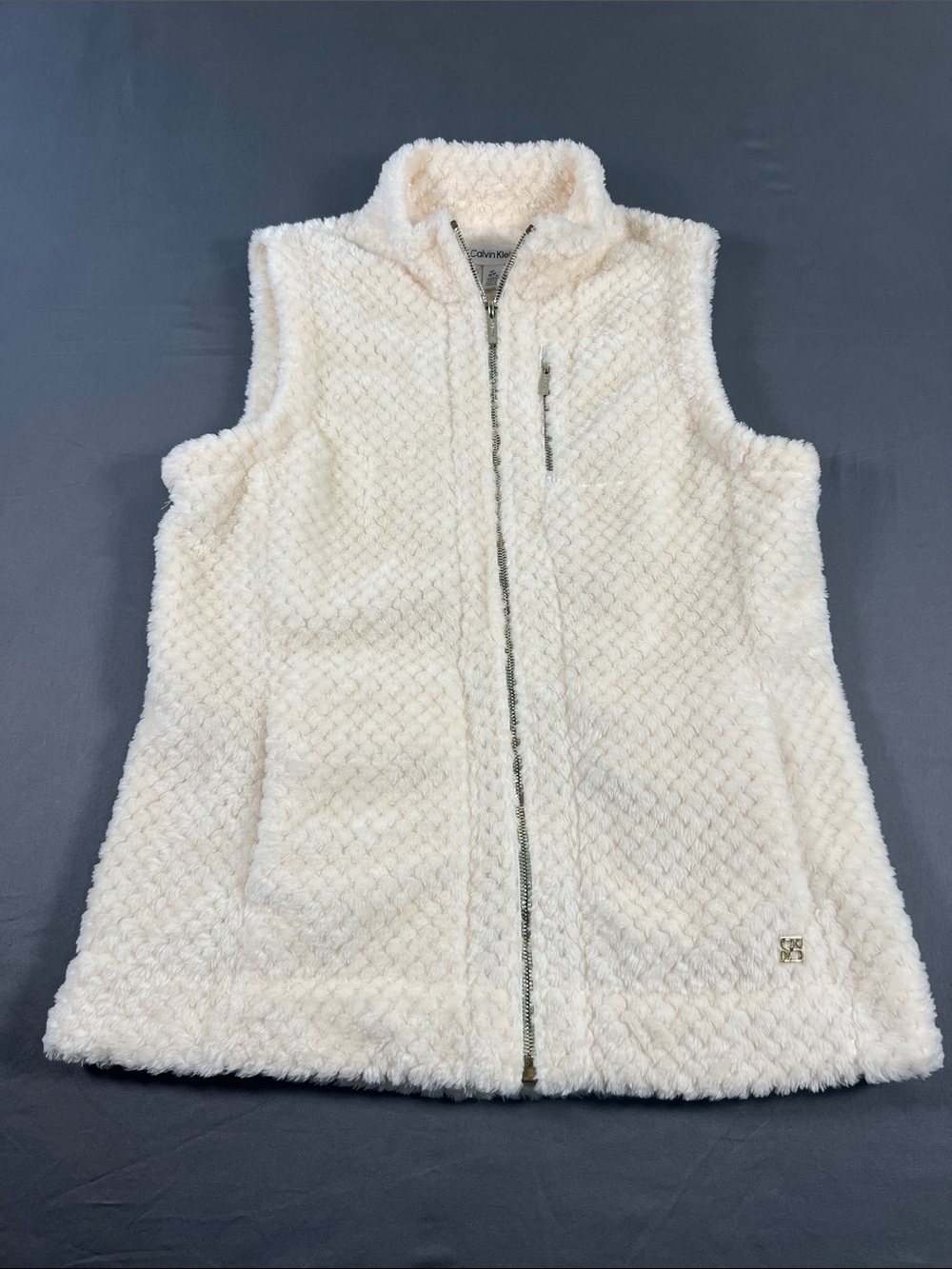 Calvin Klein Cream Quilted Faux Fur
Vest Size M